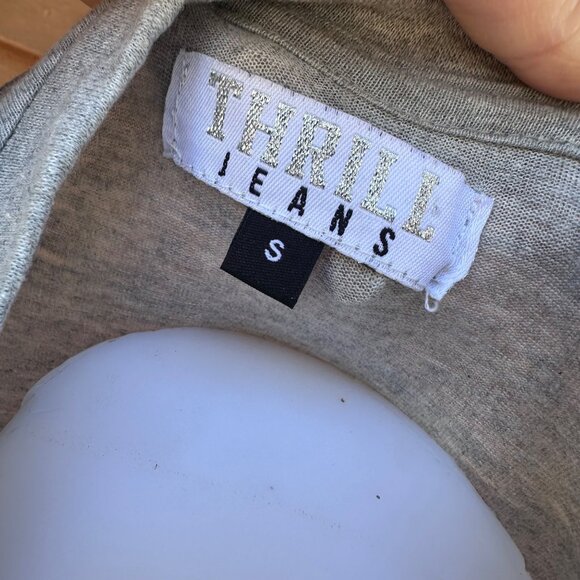 Thrill Jeans Cropped Tee With Distressed Denim Sleeves & Pocket Gray/Blue Womens - Picture 2 of 10